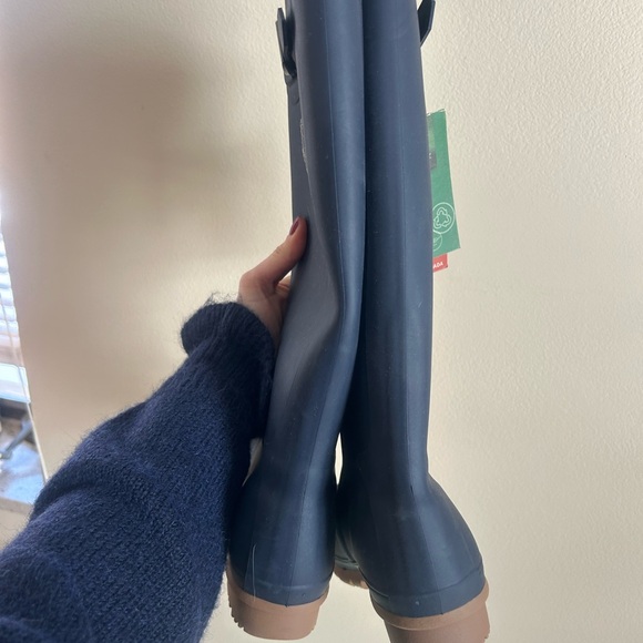 NWT Kamik Black Rain Boots with Buckle Women’s 6 - Picture 4 of 5